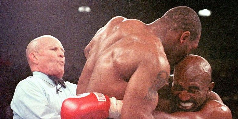 Mike Tyson vs Evander Holyfield, 28 Juni 1997. 