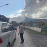 Gunung Lewotobi Laki-laki Muntahkan Awan Panas Sejauh 1 Km, Warga Diminta Waspada
