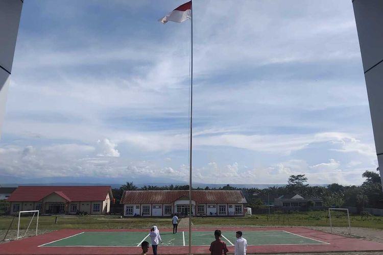 Riski, Anak Buruh Cuci Menggapai Mimpi demi Jadi Teknisi di Sekolah Rakyat