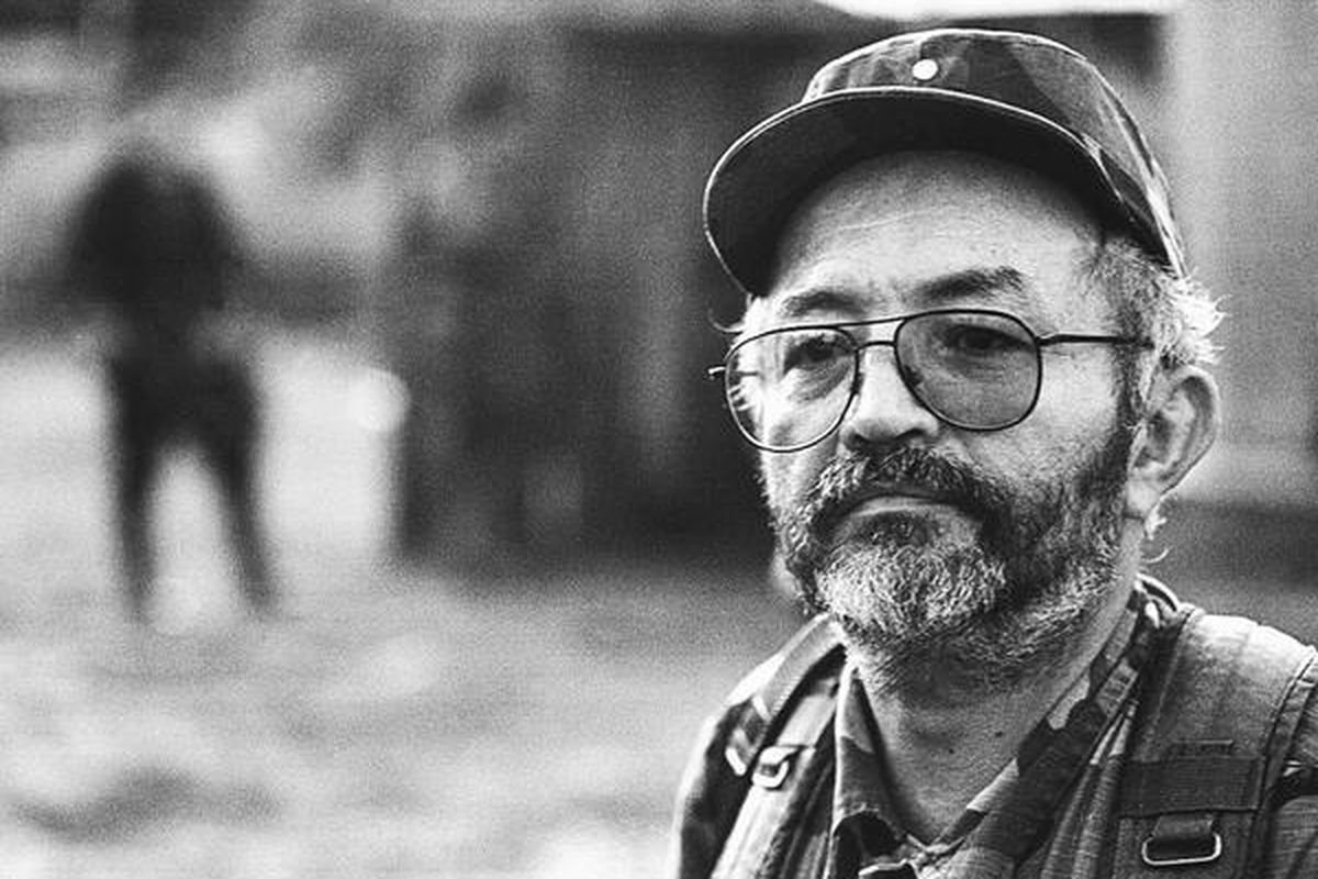 Raul Reyes, tokoh pemberontak utama Kolombia, terlihat di La Tunia, Kolombia, pada foto tertanggal 16 Juli 1999. Ia adalah kepala perunding Revolutionary Armed Forces of Colombia (Pasukan Bersenjata Revolusioner Colombia/FARC) yang tewas Sabtu (1/3) lalu. 