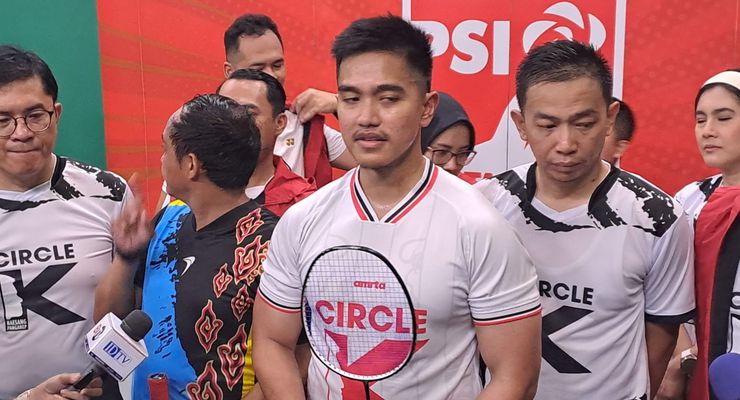 Ditanya Kemungkinan Ikut Pilkada 2024, Kaesang: Saya Temani Istri