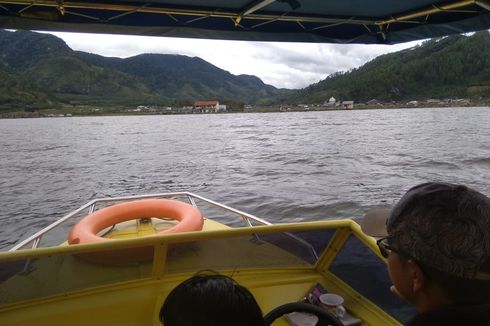 Danau Laut Tawar di Aceh Tengah, Wisata Sambil Naik Speed Boat