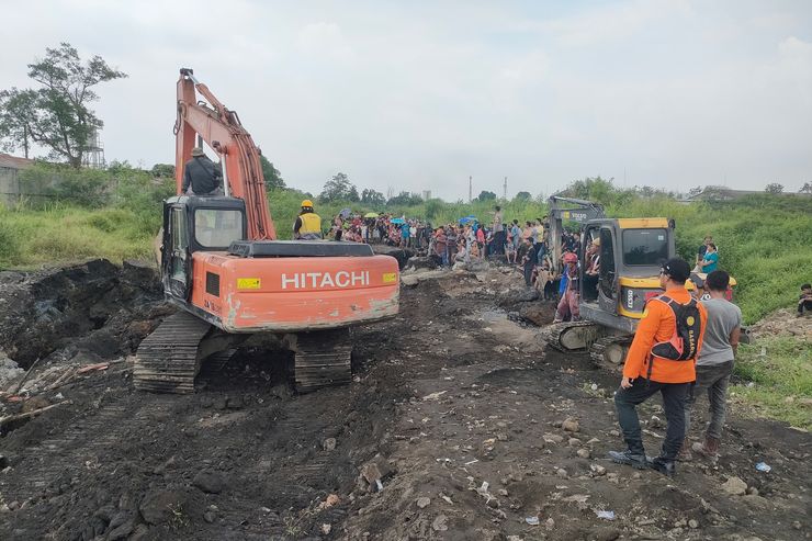 Tertimbun Longsor di Medan, Dua Pekerja Timah Bekas Ditemukan Tewas