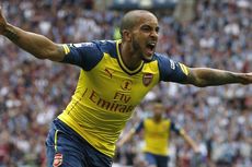 Punya Walcott, Arsenal Tak Butuh Vidal