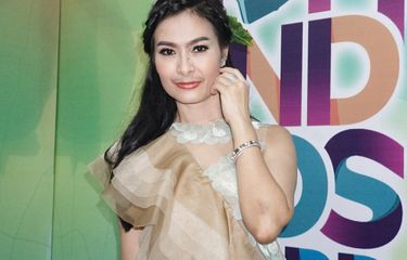 Klarifikasi Iis Dahlia soal Suami dan Harley Selundupan di Pesawat ...