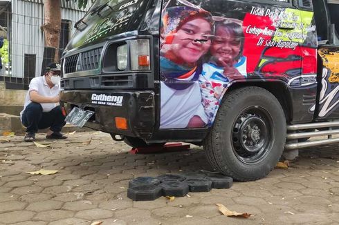 Sampah Plastik di Banyumas Diubah Jadi Genteng dan Paving Block, Diklaim Lebih Murah dan Kuat