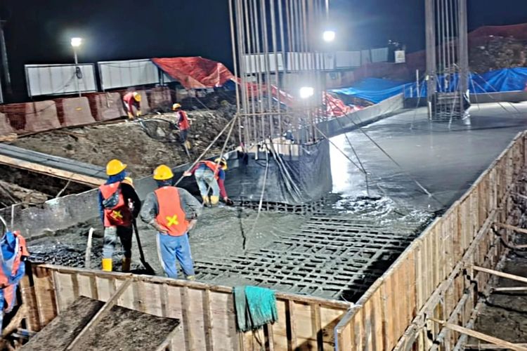 Semen Indonesia Pasok 98.000 ton semen untuk pembangunan jalan Tol Serang–Panimbang hingga September 2025.