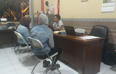 Anak dari Suami Istri yang Suguhkan Seks "Live" Ikut Nonton Bareng ...