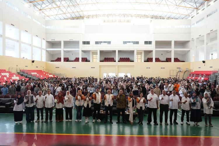 BCA Berbagi Tips Adaptif di Tengah Kondisi yang Tidak Pasti ke Mahasiswa