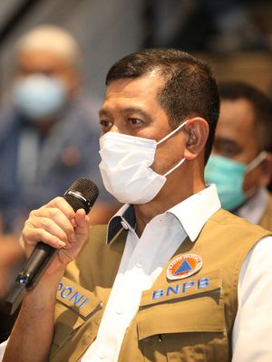 Ketua Satgas Covid-19 Doni Monardo dalam Rapat Koordinasi Penanganan COVID-19 di Bandara Internasional Soekarno-Hatta, Tangerang, Banten, Selasa (29/12/2020).