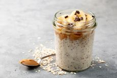 Resep Overnight Oatmeal Pisang Gula Merah, Bikin untuk Sarapan Besok