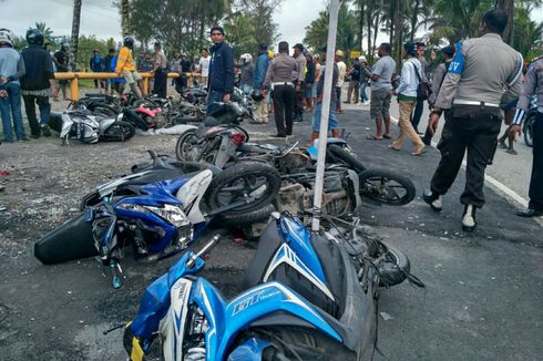 Rusuh di Timika, Massa Bakar Mobil Milik Freeport