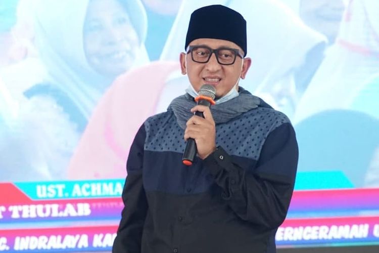 Ustaz Zacky Mirza.