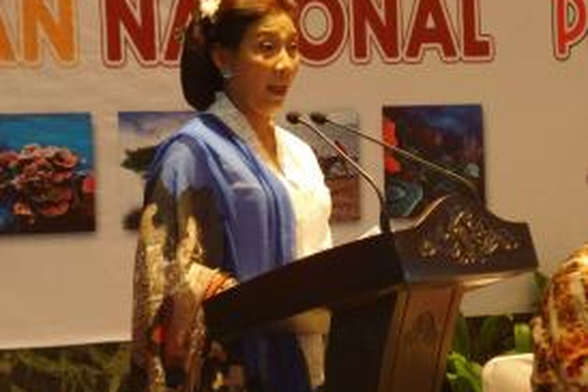 Menteri Kelautan dan Perikanan Susi Pudjiastuti saat memberi pengarahan dalam Seminar 