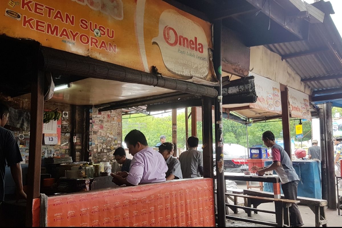 Kondisi Kedai Ketan Susu Kemayoran Pada Siang Hari, Rabu (13/3/2019)