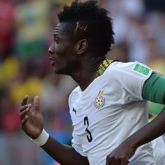 Penyerang sekaligus kapten timnas Ghana, Asamoah Gyan, merayakan gol yang dicetaknya ke gawang Portugal pada laga penyisihan Grup G Piala Dunia 2014, Kamis (26/6/2014).