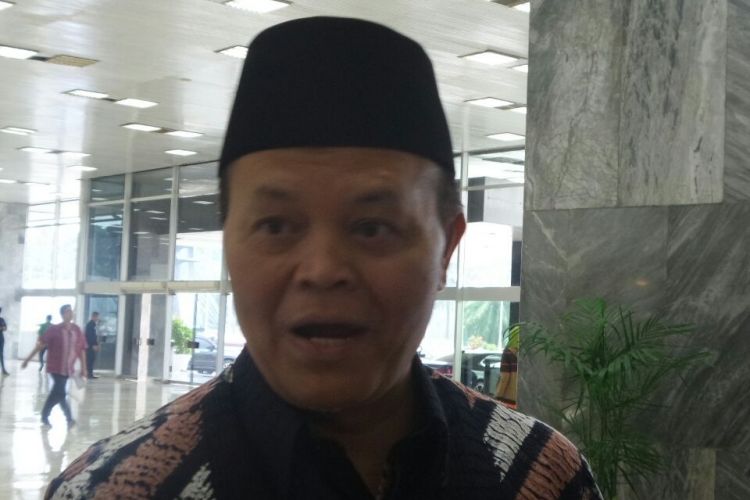 Wakil Ketua MPR RI Hidayat Nur Wahid di Kompleks Parlemen, Senayan, Jakarta, Kamis (16/3/2017).