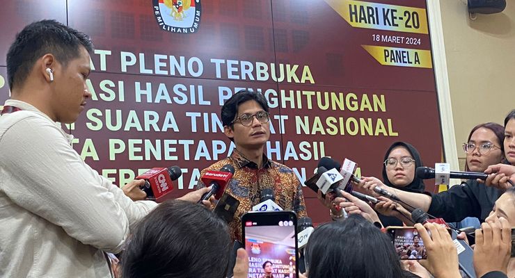 KPU Lanjutkan Rekapitulasi Suara Nasional untuk Jabar dan Maluku Hari Ini