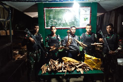 TNI Gagalkan Penyelundupan Kayu Cendana dari Timor Leste