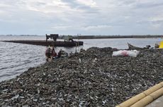 Detik-detik Tabrakan Beruntun Trailer di Jakut Berujung Sopir Bajaj Terjepit