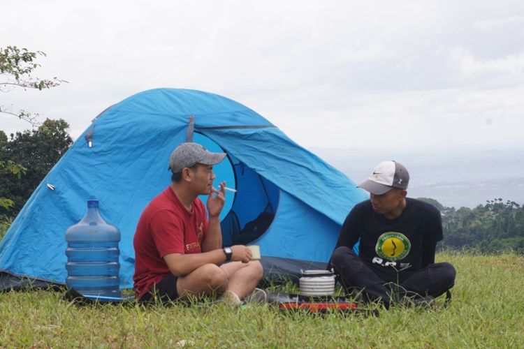 Pemandangan di Puncak Halimun Camp, Kecamatan Caringin, Kabupaten Bogor, Jumat (28/5/2021).