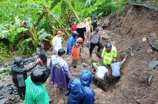 Gali Fondasi Merajan, 2 Buruh Bangunan di Gianyar Tewas Tertimbun Longsor