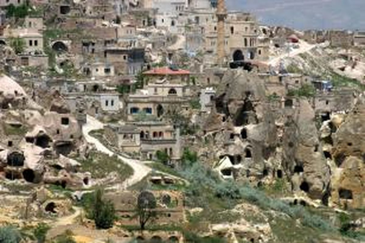 Cappadocia pernah memeiliki kota bawah tanah yang bisa menampung 20.000 orang.