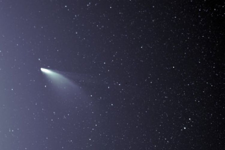 Komet Neowise pada 5 Juli 2020