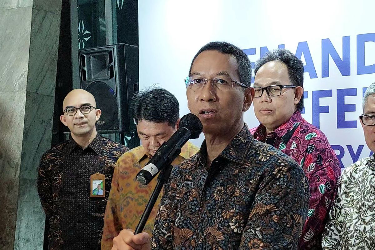 Penjabat Gubernur DKI Jakarta Heru Budi Hartono berencana akan bersafari, keliling ke fraksi-fraksi partai politik dalam waktu dekat  Rabu (7/12/2022).