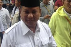Kenapa Prabowo Selalu Memakai Peci?