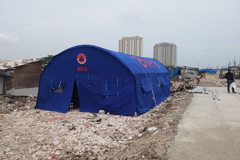 Dibangun Shelter, Warga Kampung Akuarium Pindah ke Tenda Darurat