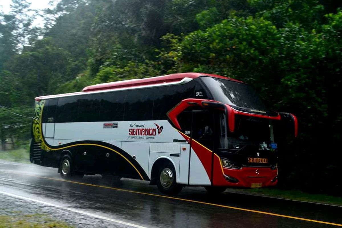 Armada bus milik PO Sembodo