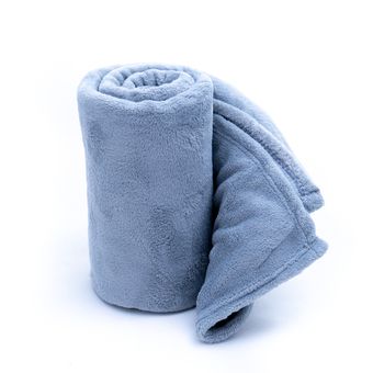 Ilustrasi selimut bulu halus atau fleece blanket. 