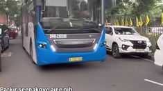Viral Parkir Meluber Depan Kantor DPD Golkar Jakarta, Apa Penyebabnya?