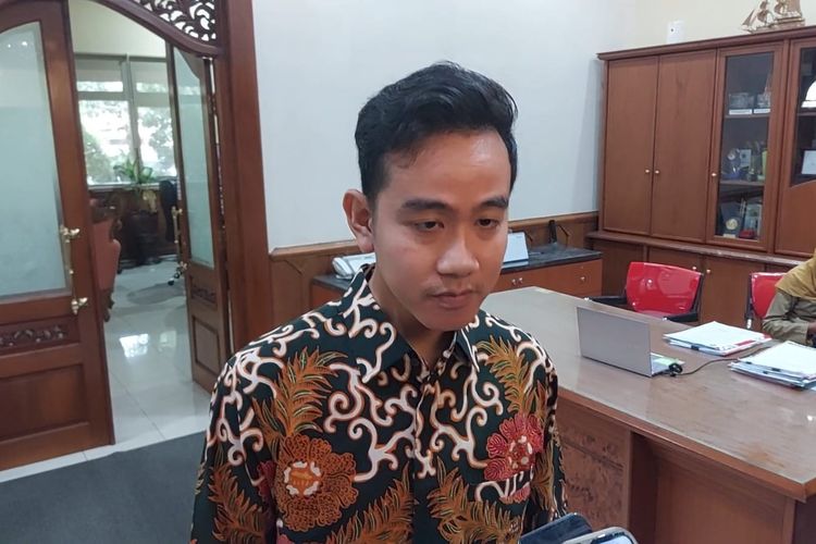 Wali Kota Solo, Gibran Rakabuming Raka di Solo, Jawa Tengah, Senin (1/4/2024).