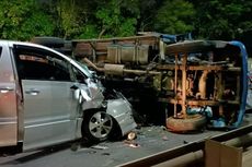 Alphard Tabrak Truk, Contoh Bahaya Berkendara di Jam Istirahat Tubuh