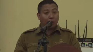 Guru Honorer Dihapus 2027, Bupati Sikka: Kita Pelajari Dulu Aturannya