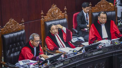 Beda Pendapat, Saldi Isra: Dalil Politisasi Bansos dan Mobilisasi Aparat Beralasan Menurut Hukum