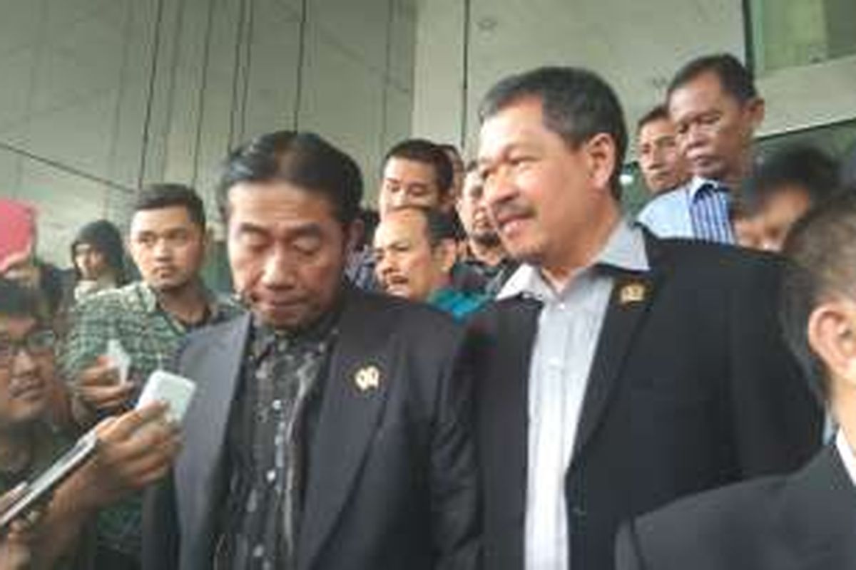 Wakil Ketua DPRD DKI Abraham Lunggana ketika mendatangi Gedung KPK, Jalan Rasuna Said, Rabu (17/2/2016). 