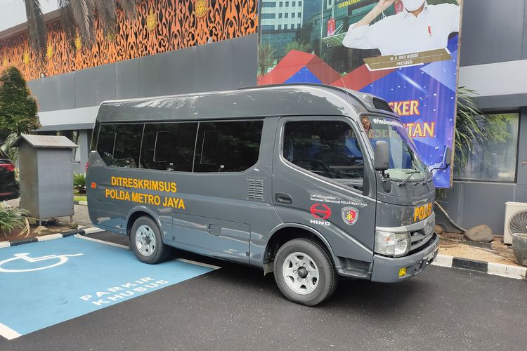 Hino Flexicab yang diberikan untuk Ditreskrimsus Polda Metro Jaya