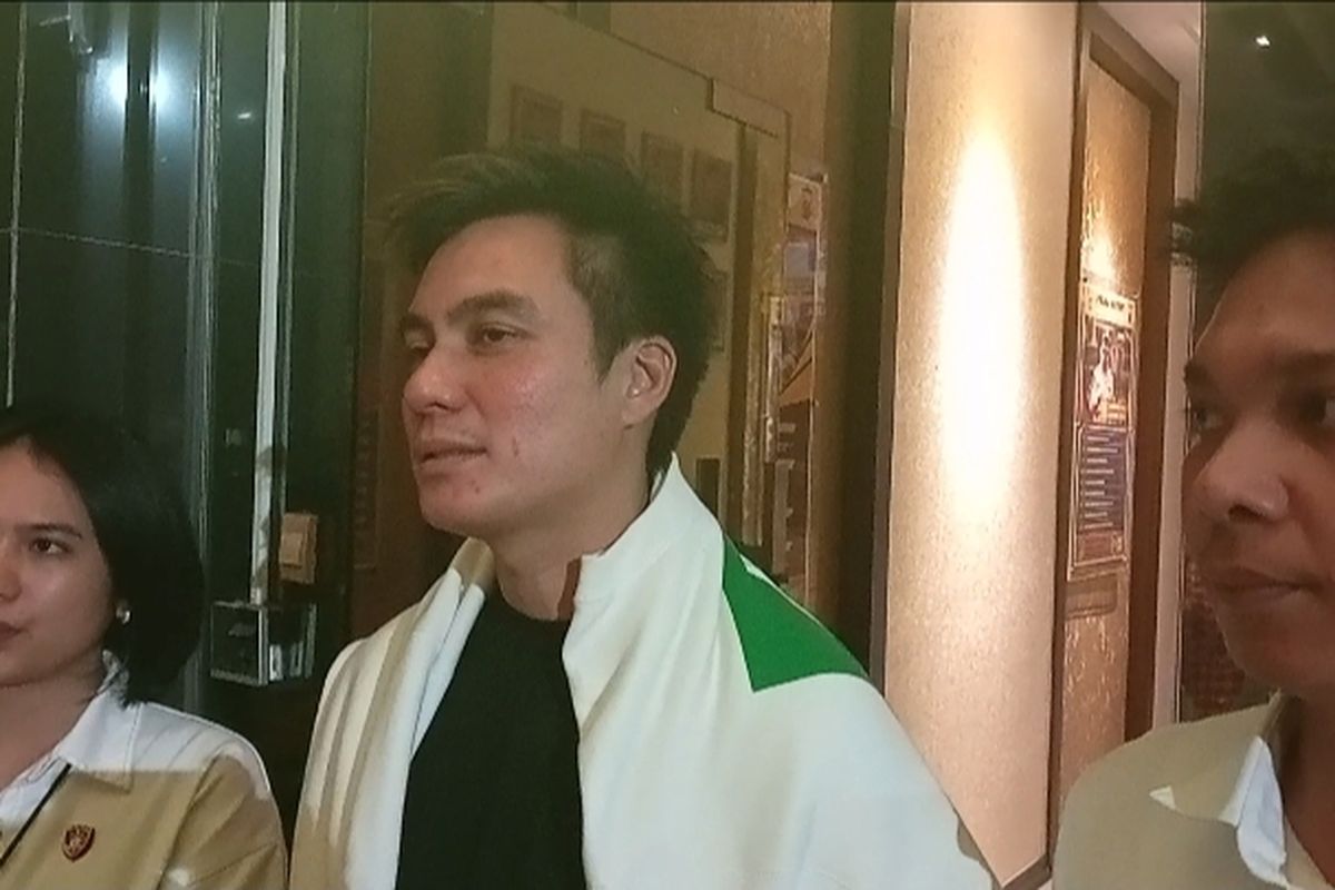 Artis kondang Baim Wong pada Senin (10/4/2023) malam Direktorat Reserse Kriminal Khusus (Ditreskrimsus) Polda Sumut menjelaskan perihal dugaan penipuan mengatasnamakan Baim Wong yang merugikan korban hingga ratusan juta rupiah.
