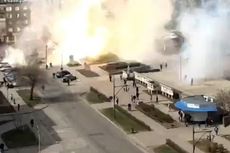 Pasukan Rusia Lempar Granat Kejut ke Warga Ukraina yang Berdemo di Kota yang Diduduki