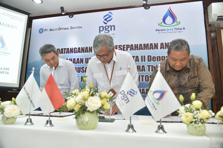 PT Perusahaan Gas Negara Tbk. (PGN) menandatangani nota kesepahaman (MoU) dengan Perum Jasa Tirta II dan PT Multi Optimal Sentosa  untuk mengembangkan kawasan industri Purwakarta, Jawa Barat.