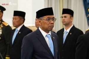 BREAKING NEWS: Prabowo Lantik 7 Pejabat, Ada Kepala BNPB hingga Wamenhan