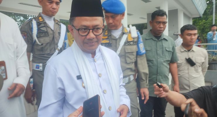 Tri dan Heri Saling Klaim Menang Pilkada Bekasi, Pj Wali Kota: Tahan Diri...