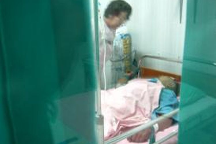 Pasman, salah satu korban yang dirawat di Rumah Sakit