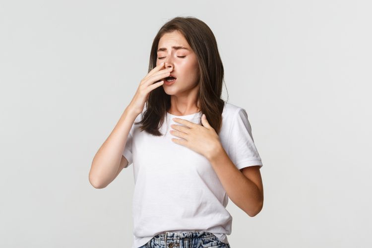 Cuaca tak menentu bisa bikin flu mudah menyerang. Kenali suplemen vitamin yang bantu memperkuat daya tahan tubuh berikut ini. 