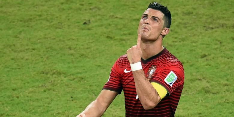 Salah satu ekspresi gelandang Portugal, Cristiano Ronaldo, pada pertandingan kedua Grup G Piala Dunia melawan Amerika Serikat, di Arena Amazonia, Manaus, Minggu (22/6/2014).