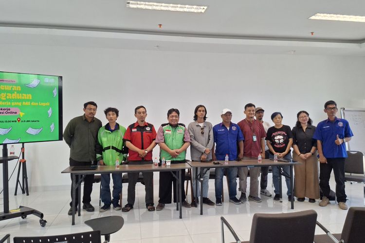 Saat Nyawa Ojol Jadi Taruhan, Terpaksa Terima Pesanan Antar Kulkas hingga Kasur