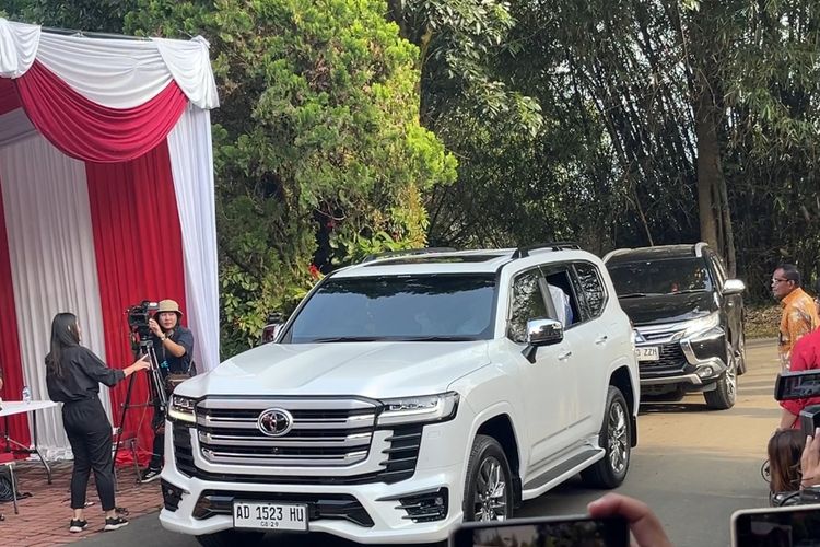 Gibran Tiba di Hambalang, Hadiri Pembekalan Calon Menteri